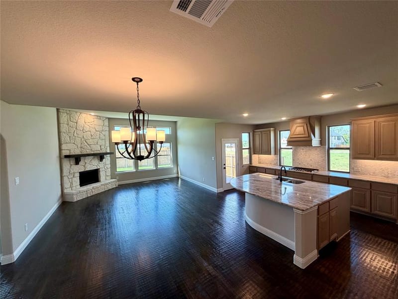 465 Aldred Street, Greenville TX 75401 - Photo 22