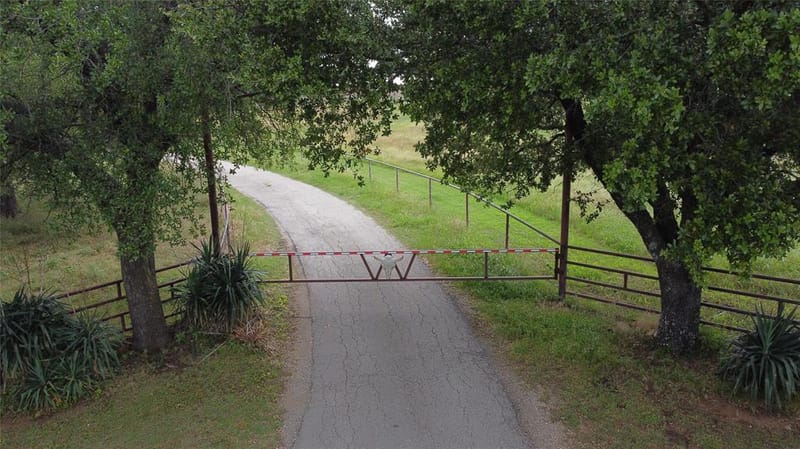 2815 Fm 3092, Gainesville TX 76240