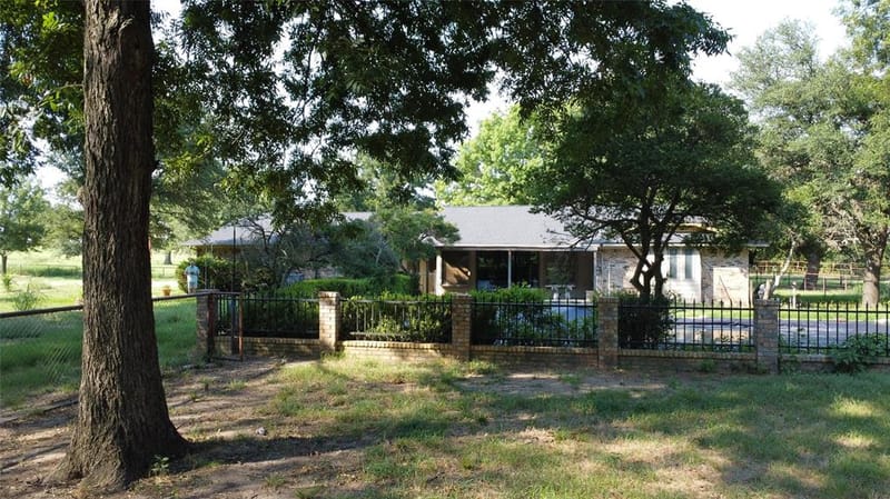 2815 Fm 3092, Gainesville TX 76240 - Photo 28