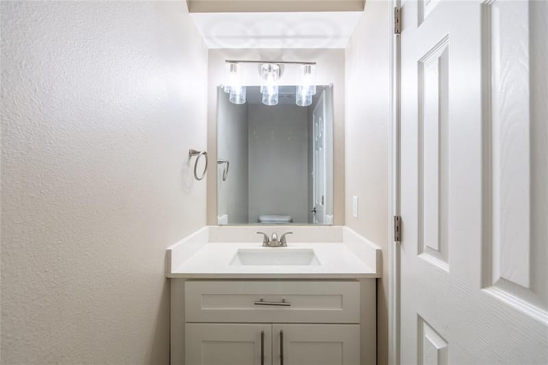 13234 Woodbend Lane, Dallas TX 75243 - Photo 13