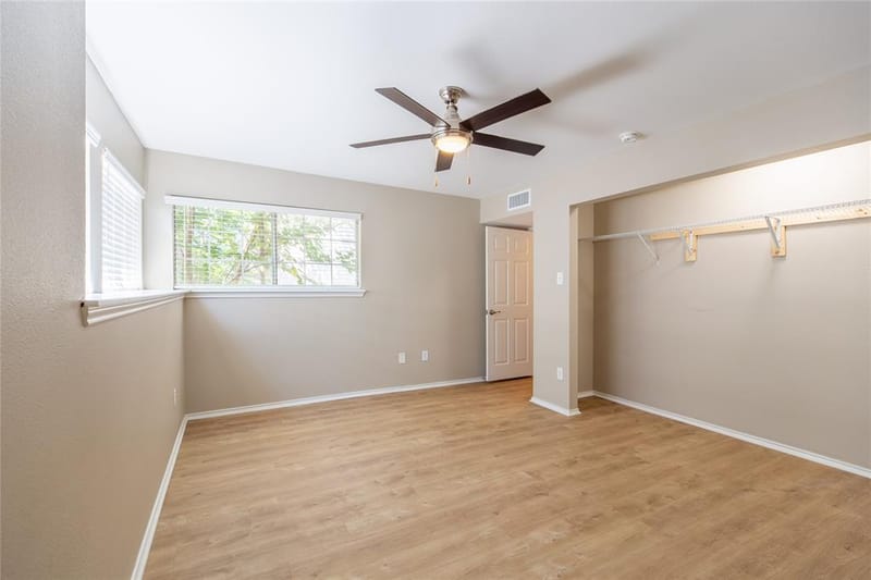 13234 Woodbend Lane, Dallas TX 75243 - Photo 17