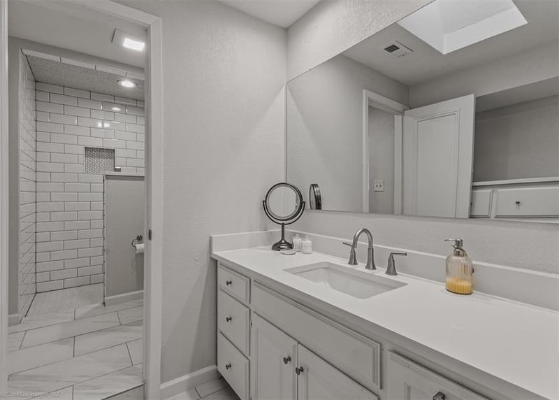 28 Victoria Drive, Rowlett TX 75088 - Photo 25