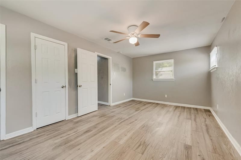 721 Thompson Drive, Saginaw TX 76179 - Photo 21