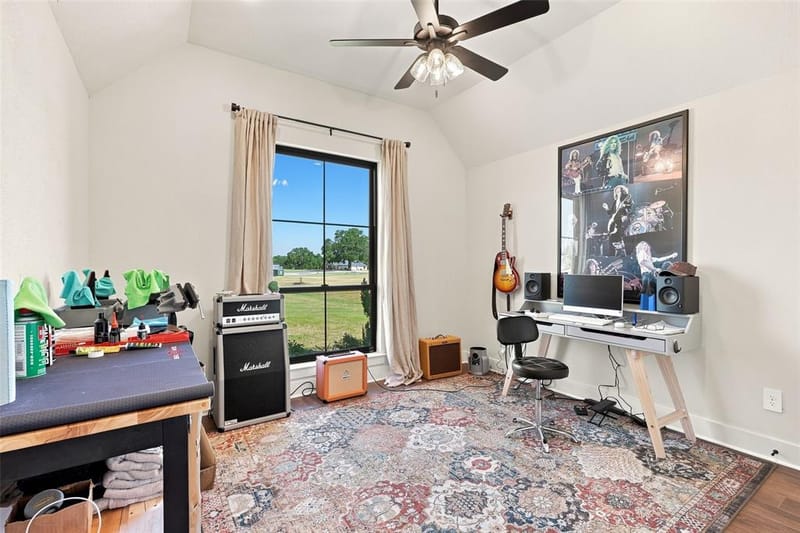 1072 Paradise Parkway, Poolville TX 76487 - Photo 25