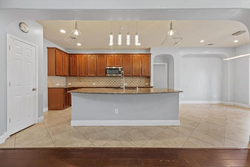 2236 Sparrow Hawk Court, Grand Prairie TX 75052 - Photo 11