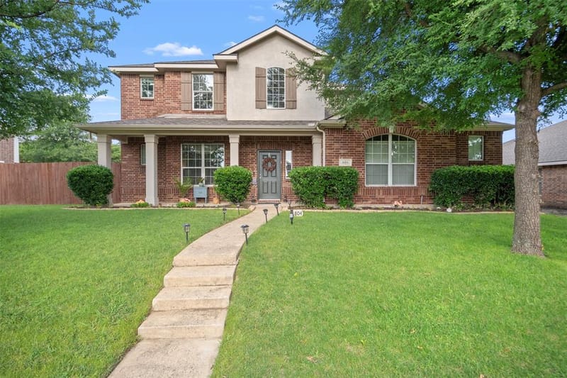 804 Montrose Trail, DeSoto TX 75115