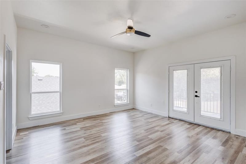 2501 Lenway Street, Dallas TX 75215 - Photo 26