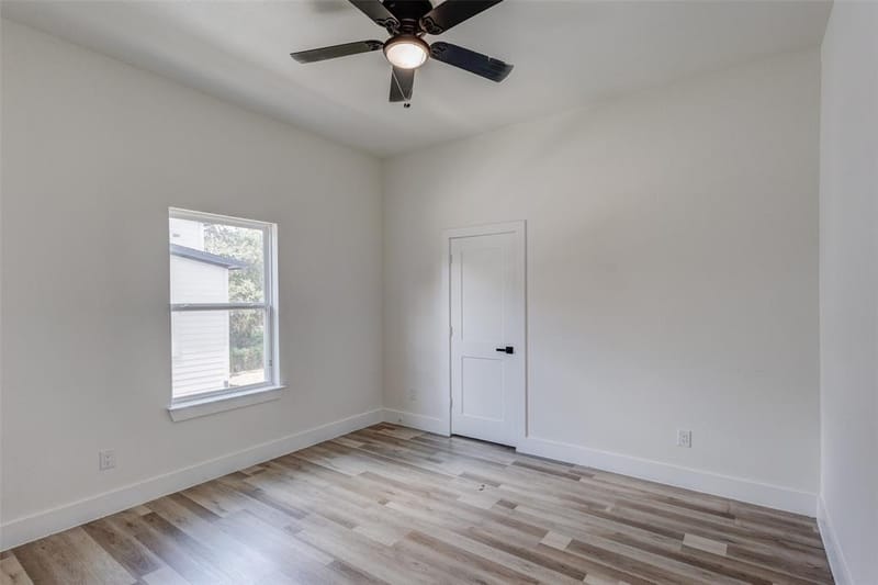 2501 Lenway Street, Dallas TX 75215 - Photo 32