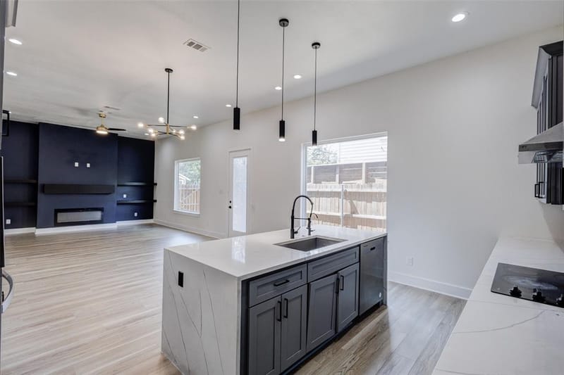 2501 Lenway Street, Dallas TX 75215 - Photo 20