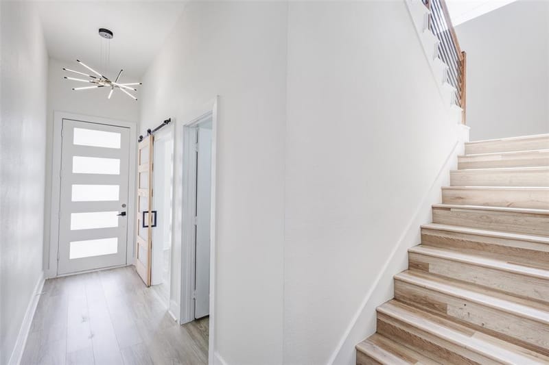 2501 Lenway Street, Dallas TX 75215 - Photo 24