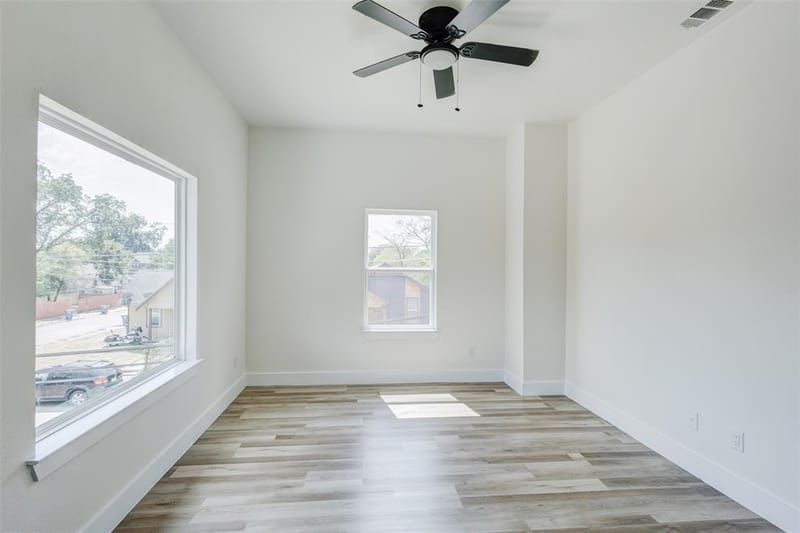 2501 Lenway Street, Dallas TX 75215 - Photo 30