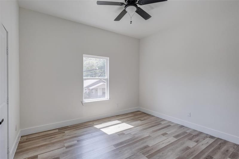 2501 Lenway Street, Dallas TX 75215 - Photo 34