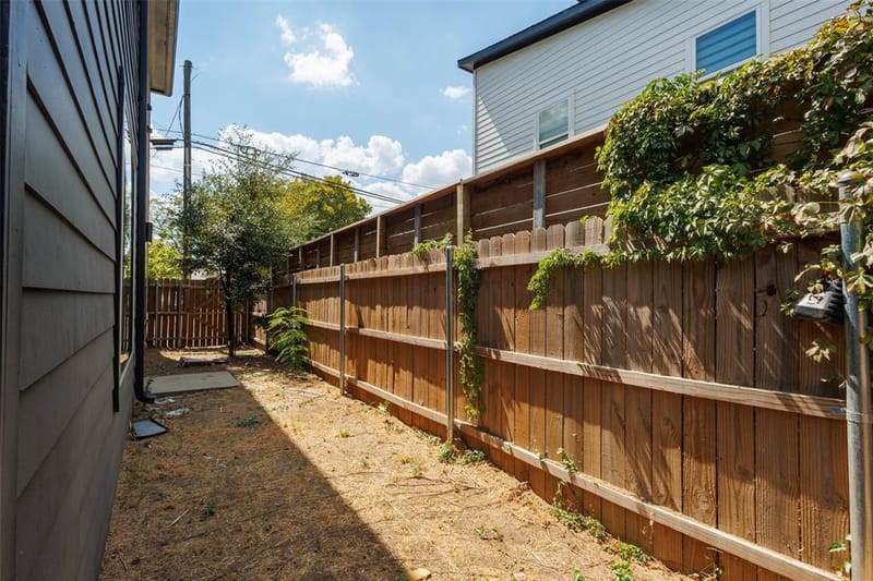 2501 Lenway Street, Dallas TX 75215 - Photo 35