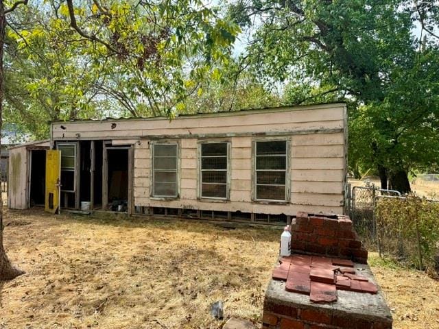 1119 Commerce Drive, Greenville TX 75401 - Photo 17