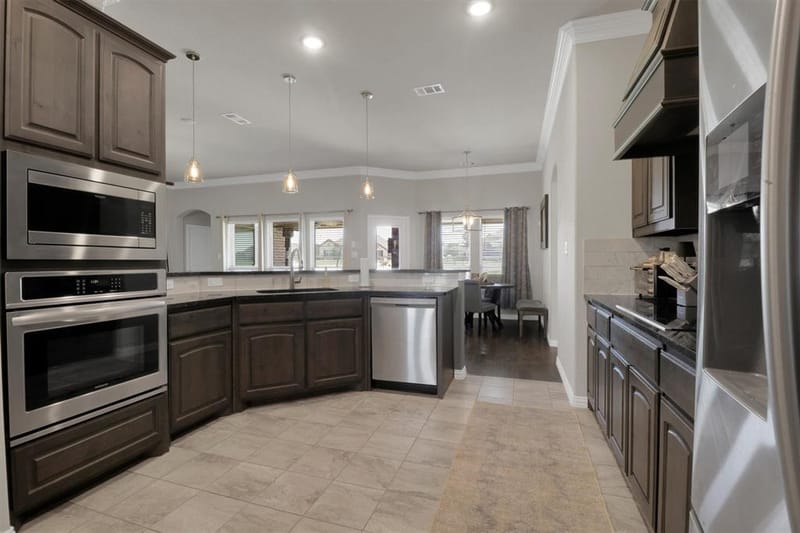 7818 Sagebrush Lane, Godley TX 76044 - Photo 10