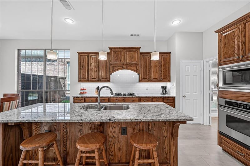 6943 Navigation Drive, Grand Prairie TX 75054 - Photo 6