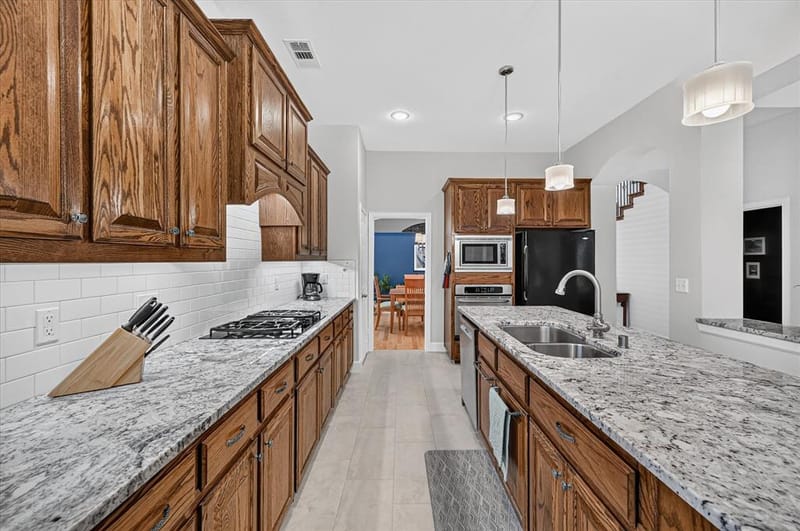 6943 Navigation Drive, Grand Prairie TX 75054 - Photo 13