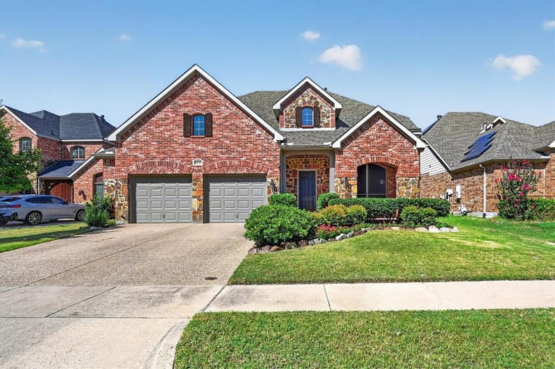 6943 Navigation Drive, Grand Prairie TX 75054