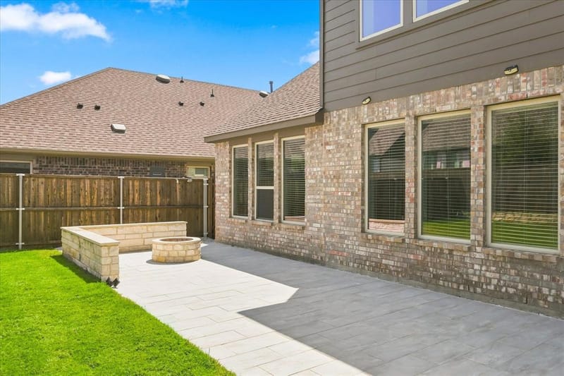 1005 Rosebay Drive, Fort Worth TX 76247 - Photo 12