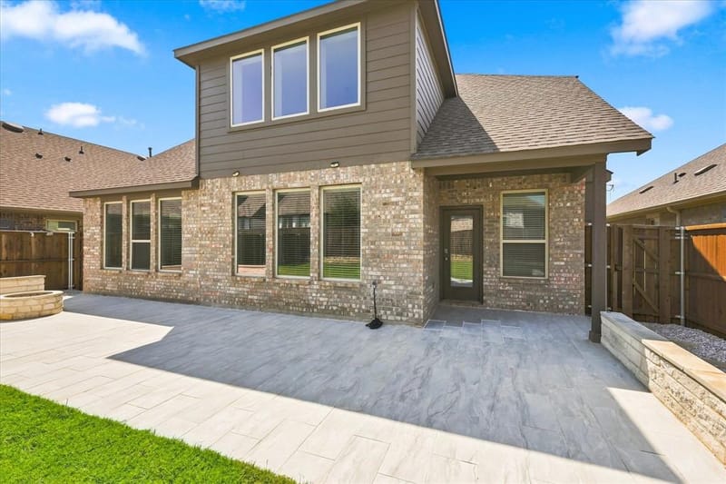 1005 Rosebay Drive, Fort Worth TX 76247 - Photo 11