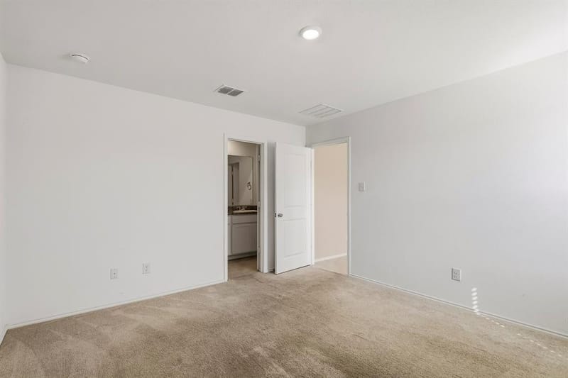 2901 Questa Street, Fort Worth TX 76119 - Photo 17