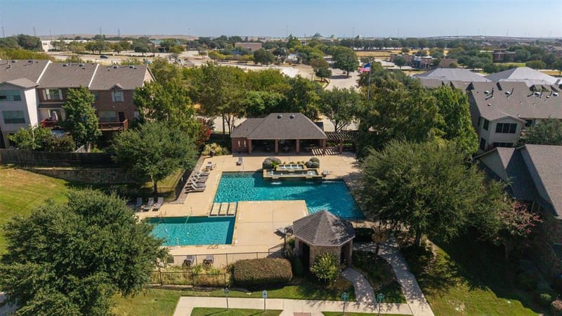 2656 Jacobson Drive, Lewisville TX 75067 - Photo 27