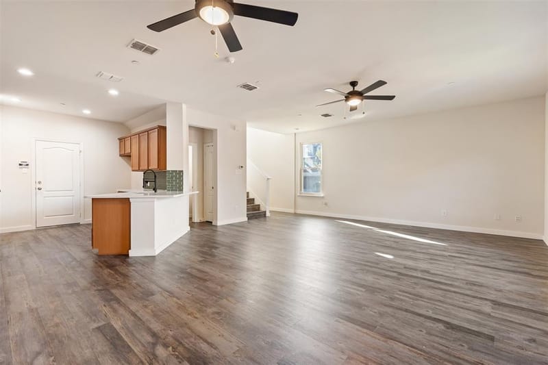 2656 Jacobson Drive, Lewisville TX 75067 - Photo 6
