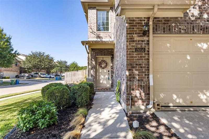 2656 Jacobson Drive, Lewisville TX 75067 - Photo 3