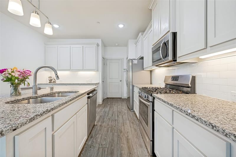 2741 Splendor Drive, Little Elm TX 75068 - Photo 10