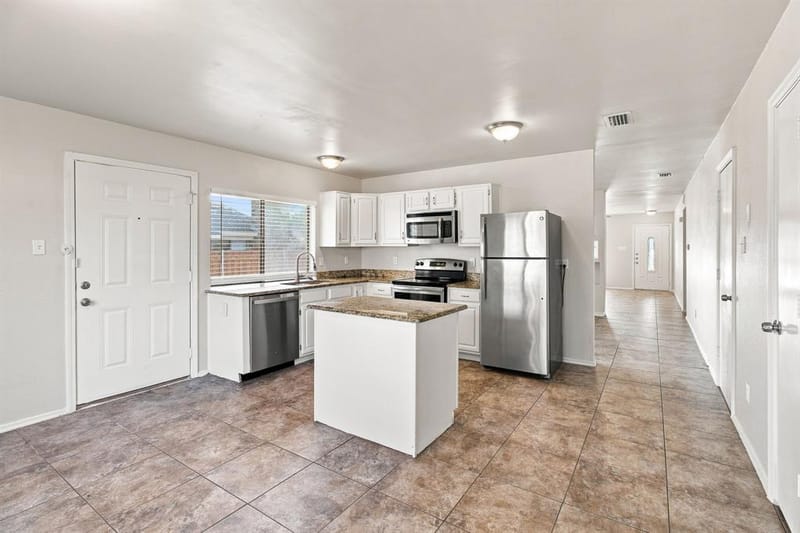 3914 Wheelwright Drive, Garland TX 75044 - Photo 12