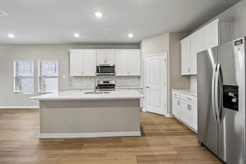 2118 Longchamp Lane, Seagoville TX 75159