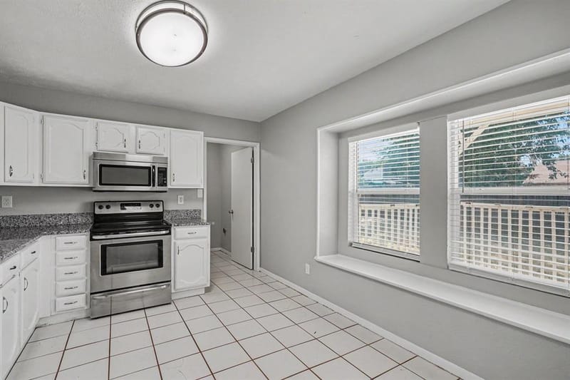 7116 Blackberry Drive, Arlington TX 76016 - Photo 9