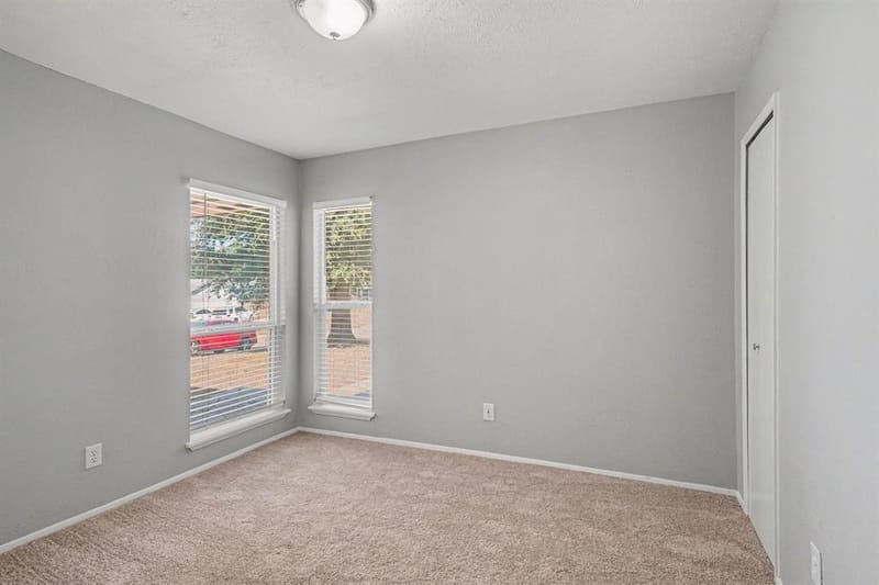 7116 Blackberry Drive, Arlington TX 76016 - Photo 11