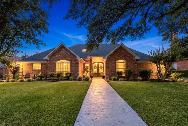 1801 Triple Crown Lane, Plano TX 75093 - Photo 2