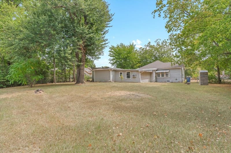 909 N Naid Street, Grand Saline TX 75140 - Photo 26