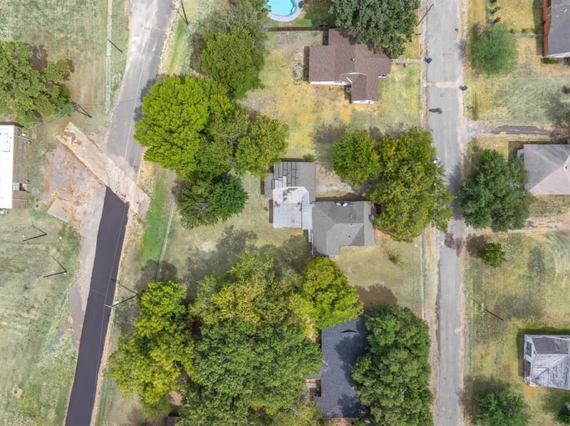 909 N Naid Street, Grand Saline TX 75140 - Photo 30