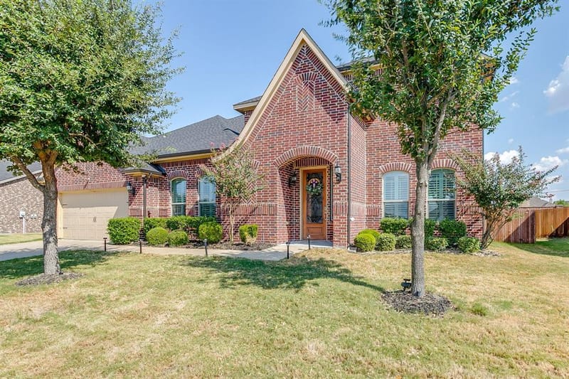 124 Lone Oak Drive, Crowley TX 76036 - Photo 6