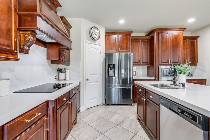 124 Lone Oak Drive, Crowley TX 76036 - Photo 16