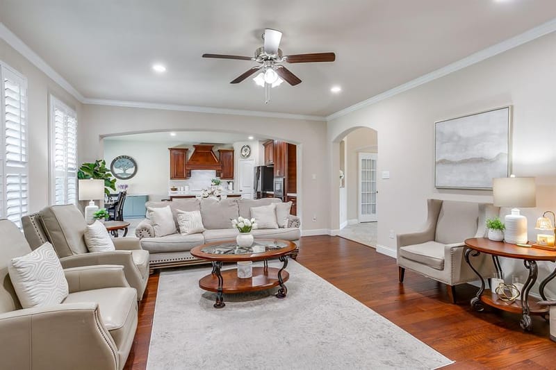 124 Lone Oak Drive, Crowley TX 76036 - Photo 11
