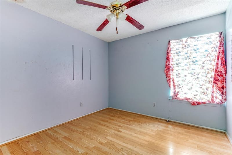 404 Yellow Jacket Drive, Ferris TX 75125 - Photo 10