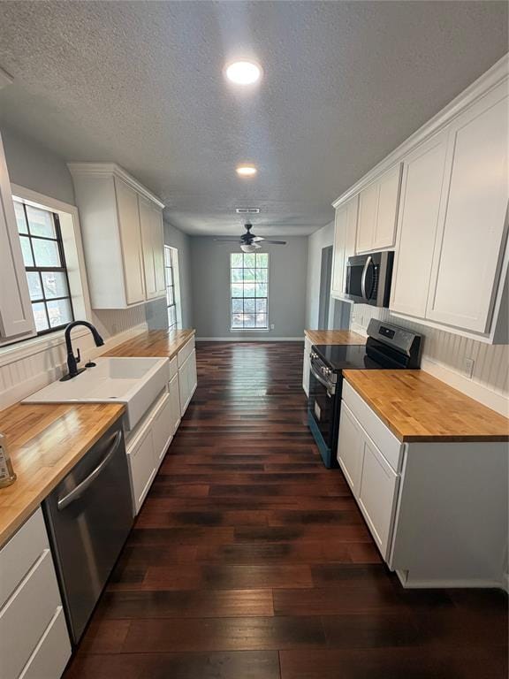 209 porter Court, Crowley TX 76036 - Photo 2