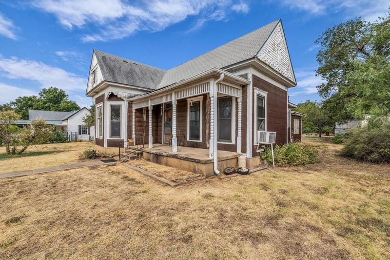 147 Illinois Avenue, China Spring TX 76633