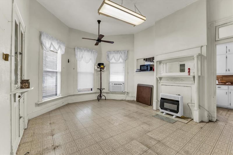 147 Illinois Avenue, China Spring TX 76633 - Photo 9