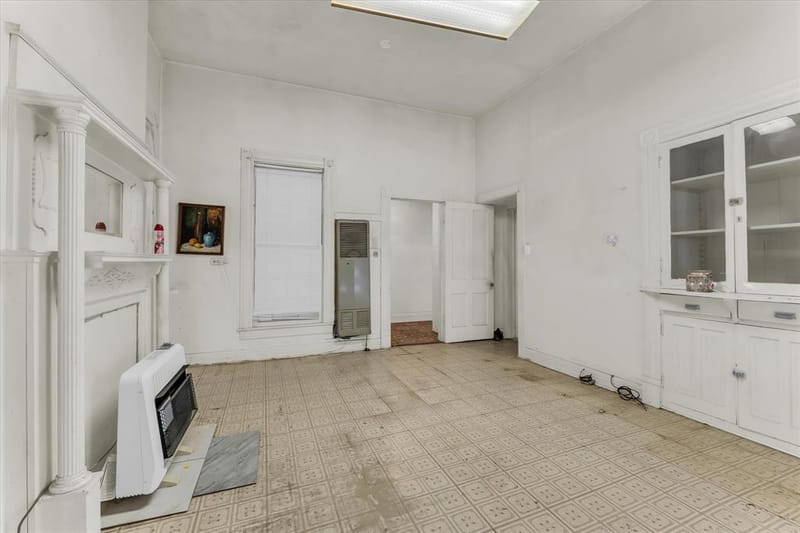 147 Illinois Avenue, China Spring TX 76633 - Photo 8