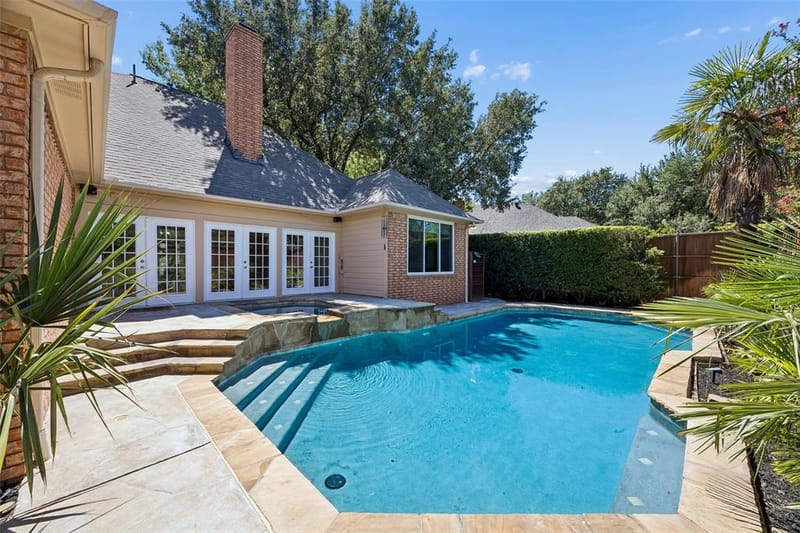 5905 Indian Hills Drive, Garland TX 75044 - Photo 2