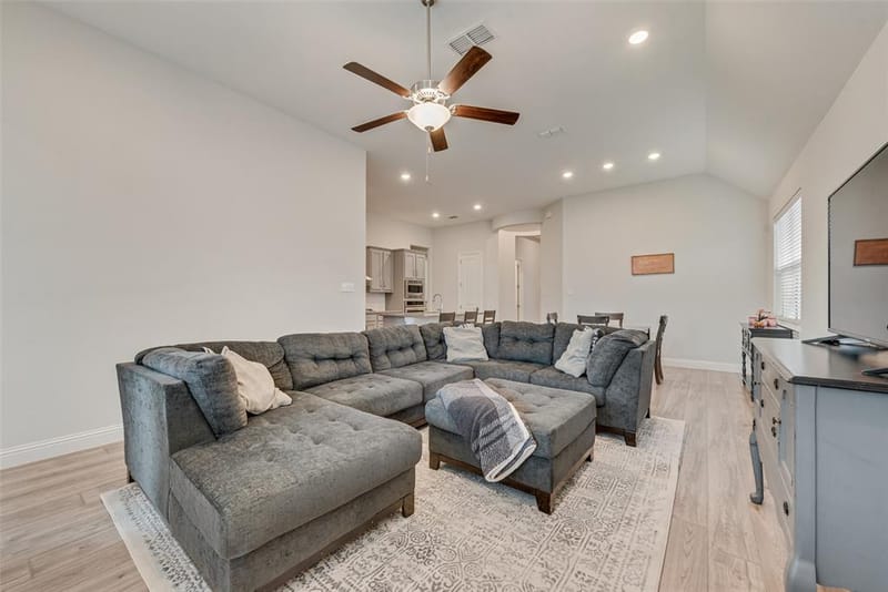 1721 Pattenson Trail, Fort Worth TX 76052 - Photo 17