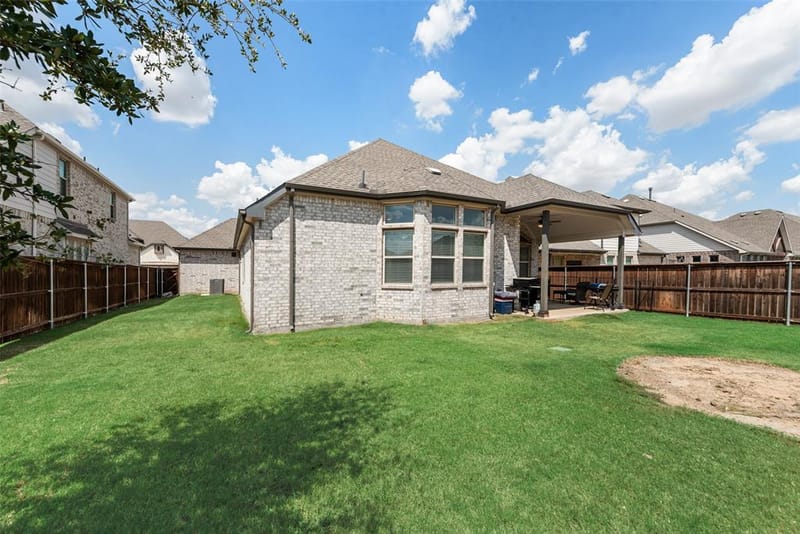 1721 Pattenson Trail, Fort Worth TX 76052 - Photo 36