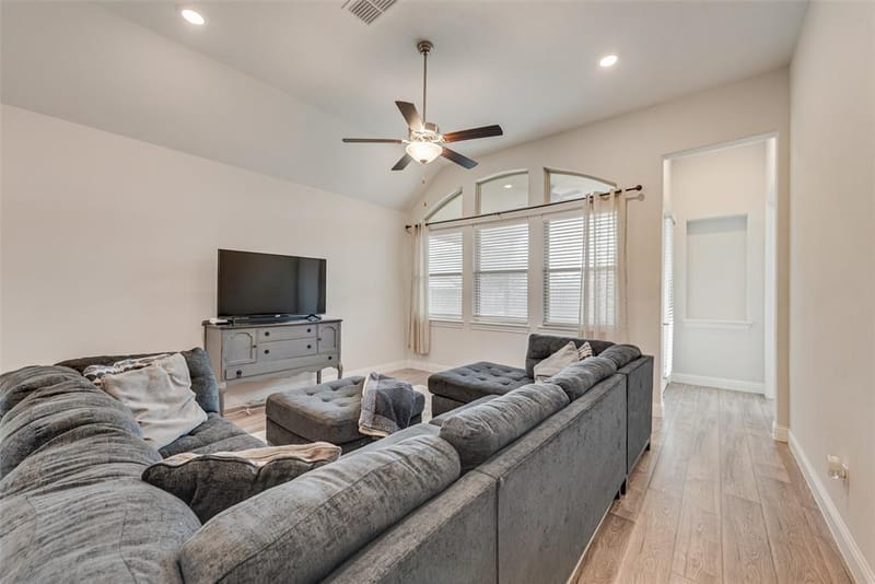 1721 Pattenson Trail, Fort Worth TX 76052 - Photo 15