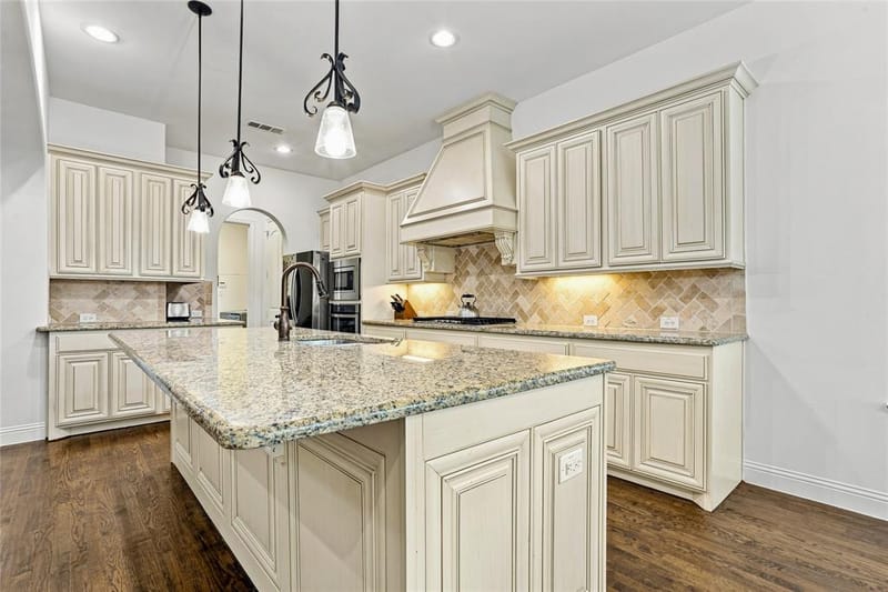 878 Gaited Trail, Frisco TX 75036 - Photo 10