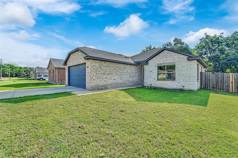 4902 Rimwood Drive, Balch Springs TX 75180 - Photo 26
